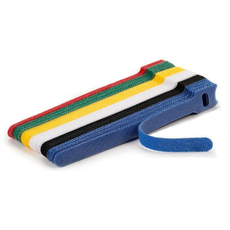 Attache cable en velcro