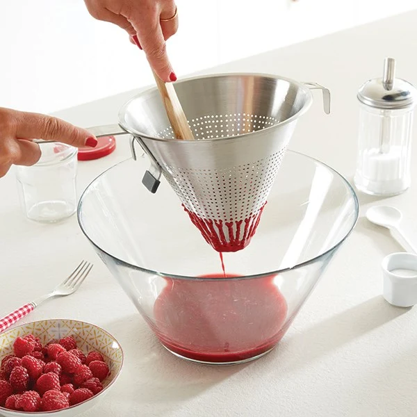 Chinois de cuisine en inox 18cm Mathon