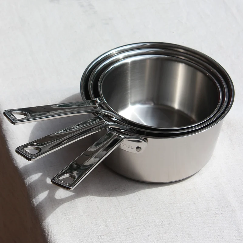 Casserole en inox 18/10 brossé manche fixe